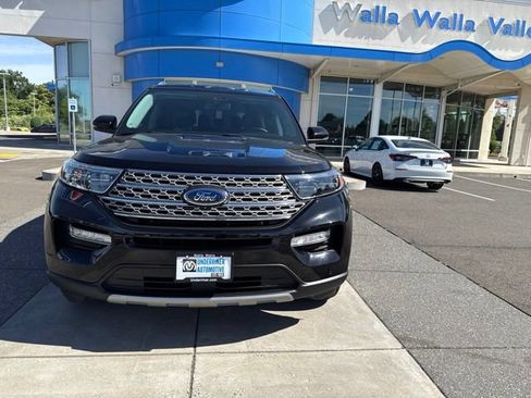 Used 2022 Ford Explorer Limited w/ Equipment Group 301A AWD/4WD image 15