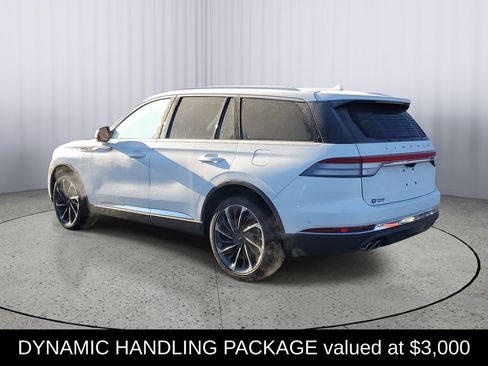 Used 2020 Lincoln Aviator Reserve w/ Equipment Group 202A image 5