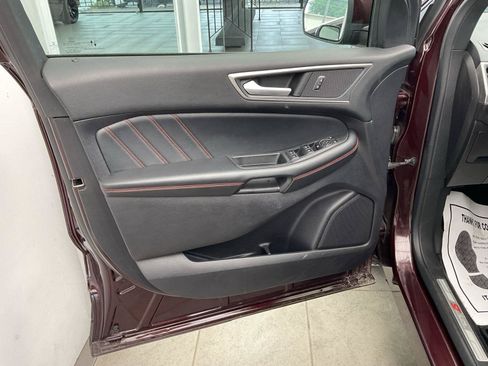 Used 2021 Ford Edge ST-Line AWD/4WD image 9