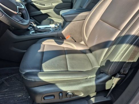 Used 2024 Chevrolet Traverse LT w/ LPO, Floor Liner Package AWD/4WD image 11
