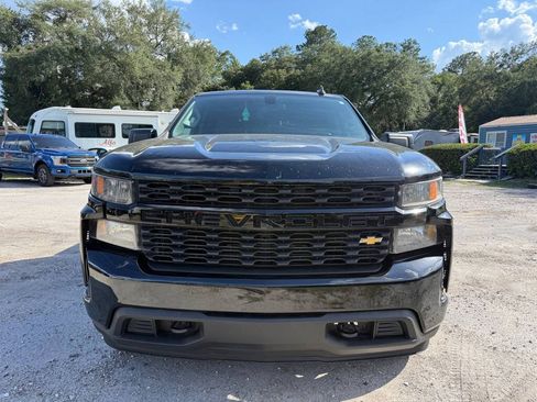 Used 2021 Chevrolet Silverado 1500 Custom RWD image 2