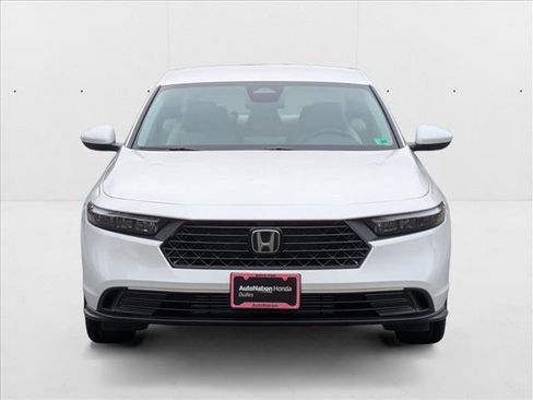 New 2025 Honda Accord LX image 6