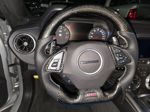 Used 2016 Chevrolet Camaro SS image 6