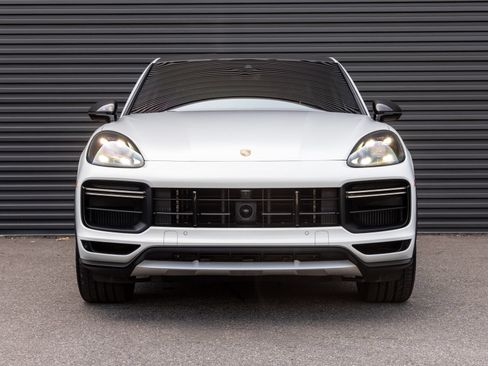Certified 2022 Porsche Cayenne Turbo GT AWD/4WD image 7