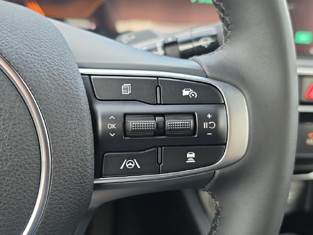 New 2027 Kia K5 GT-Line FWD image 16