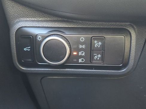 Certified 2025 Ford Explorer Active image 23