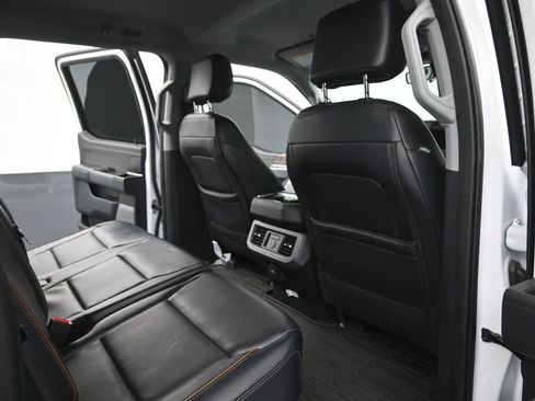 Used 2025 Ford F450 Lariat w/ Chrome Package image 14