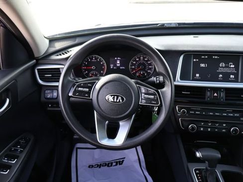 Used 2019 Kia Optima LX image 12