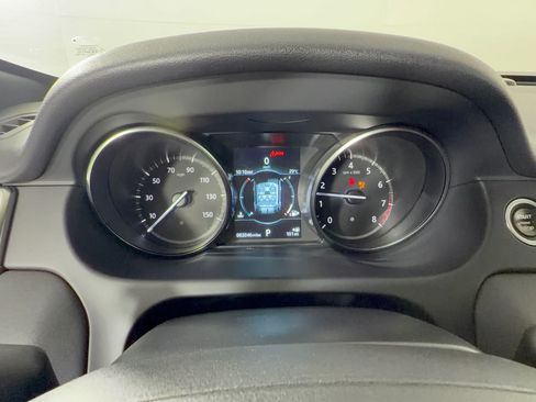 Used 2019 Land Rover Discovery Sport SE AWD/4WD image 26