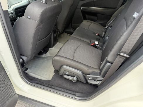 Used 2018 Dodge Journey SE w/ Connectivity Group FWD image 20
