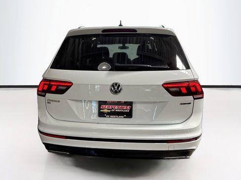 Used 2021 Volkswagen Tiguan SE R-Line AWD/4WD image 7