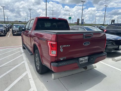 Used 2016 Ford F150 XLT w/ Equipment Group 301A Mid AWD/4WD image 9