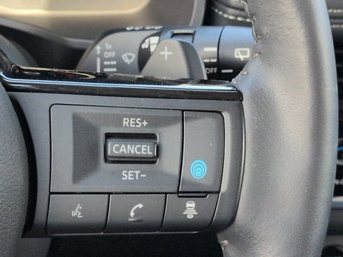Certified 2024 Nissan Rogue SL FWD image 26