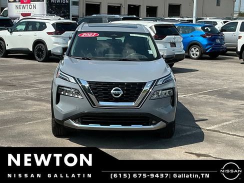 Used 2021 Nissan Rogue Platinum FWD image 21