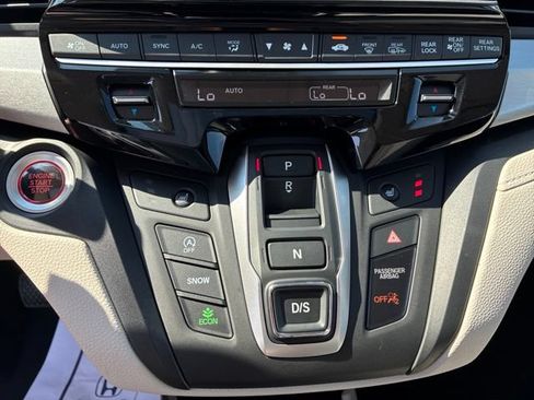 Certified 2026 Honda Odyssey EX-L image 19
