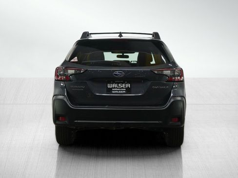 Used 2024 Subaru Outback Premium image 5