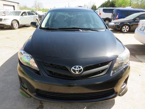 Used 2013 Toyota Corolla L FWD image 2