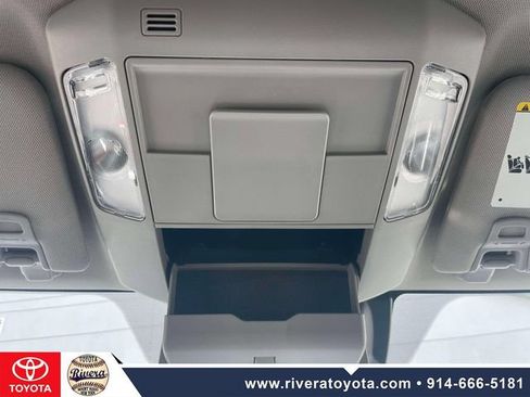 Used 2019 Toyota Tundra Limited w/ Limited Premium Package AWD/4WD image 32