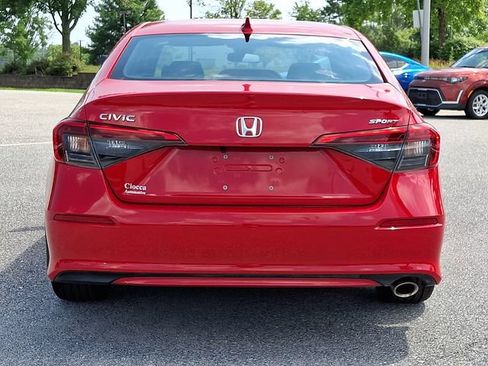 Used 2023 Honda Civic Sport image 8