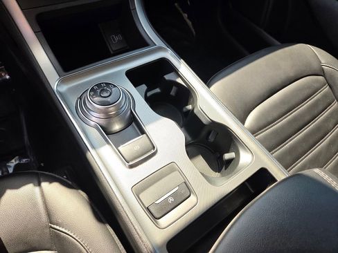 Used 2022 Ford Edge SEL AWD/4WD image 25