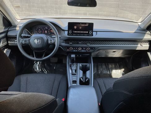 Used 2023 Honda Accord EX image 17