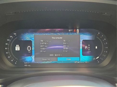 Used 2024 Volvo S60 B5 Plus image 26