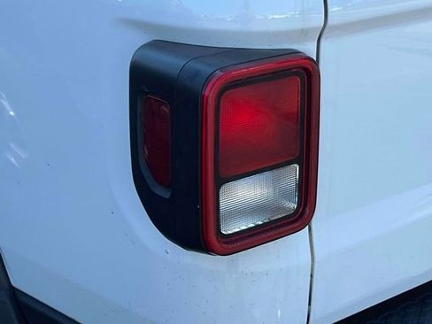 Used 2020 Jeep Gladiator Sport w/ Quick Order Package 24S AWD/4WD image 10