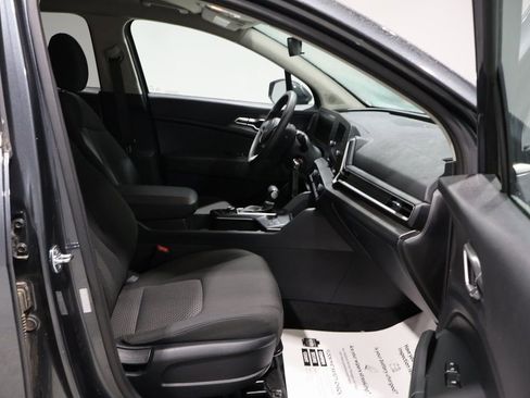 Used 2024 Kia Sportage LX image 22