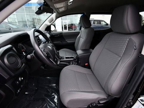 Used 2022 Toyota Tacoma SR AWD/4WD image 30