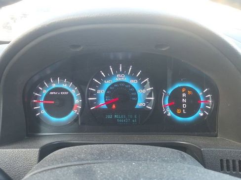 Used 2012 Ford Fusion SEL image 32