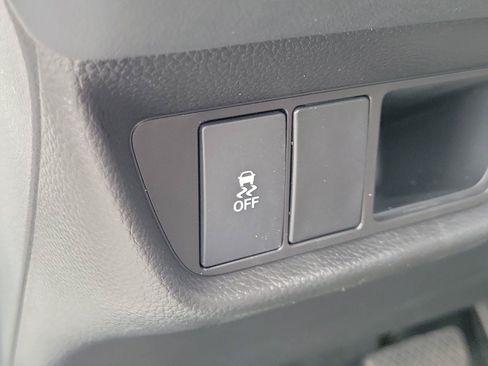 New 2027 Honda HR-V LX image 9