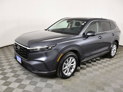Used 2025 Honda CR-V EX image 9