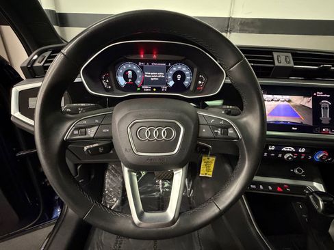 Used 2022 Audi Q3 2.0T Premium image 28