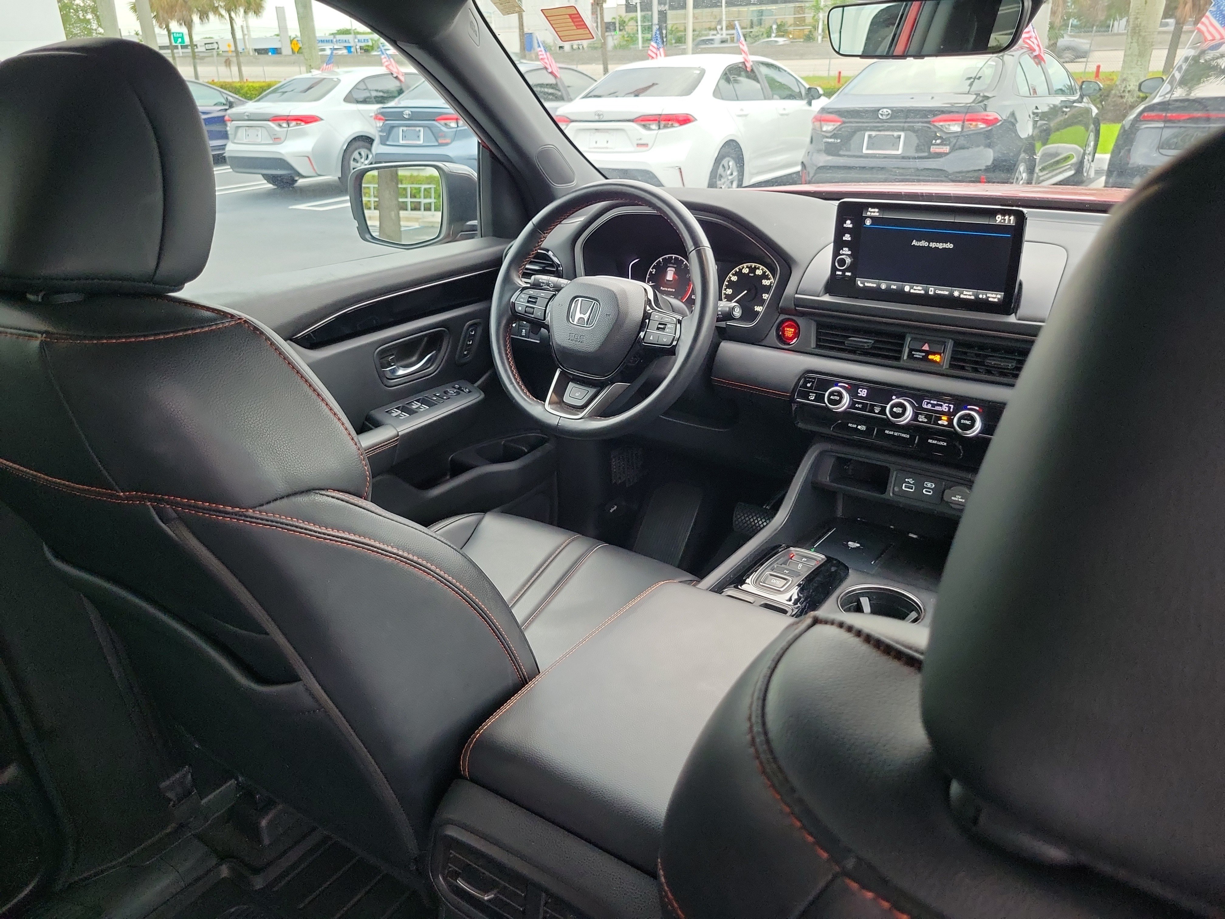 Used 2024 Honda Pilot TrailSport image 14