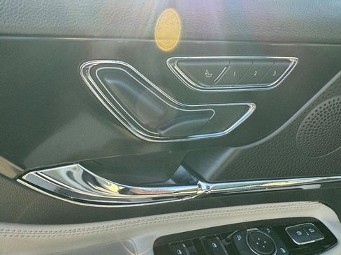 New 2026 Lincoln Corsair Reserve AWD/4WD image 18