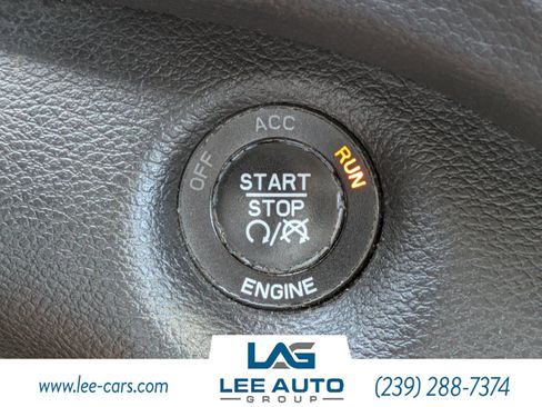 Used 2016 Jeep Cherokee Limited w/ Luxury Group FWD image 28