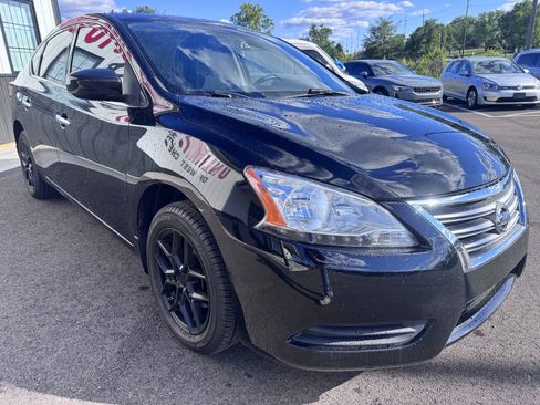Used 2015 Nissan Sentra SV FWD image 3