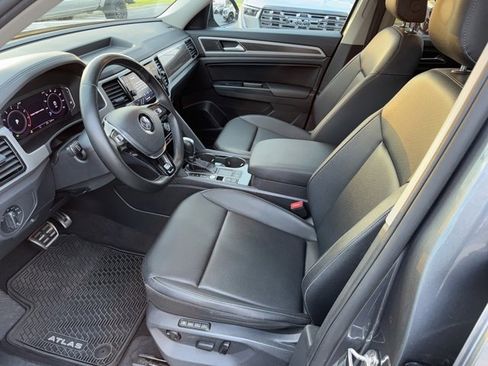 Used 2019 Volkswagen Atlas SEL R-Line image 12