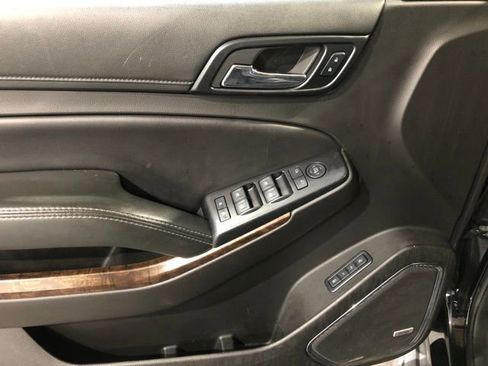 Used 2017 Chevrolet Suburban LT AWD/4WD image 16