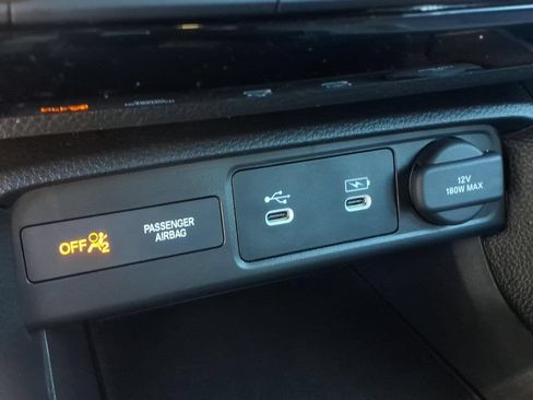 Used 2025 Honda Civic Sport image 13