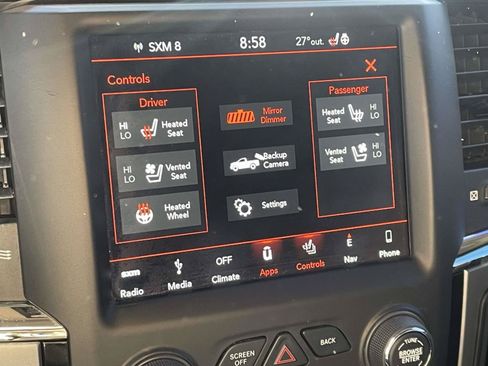 Used 2018 RAM 2500 Laramie w/ Sport Appearance Group AWD/4WD image 8