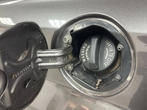 Used 2015 Jeep Patriot Sport w/ Power Value Group FWD image 32