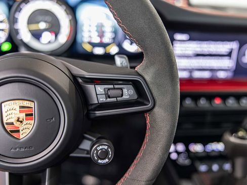 Used 2022 Porsche 911 GT3 RWD image 27