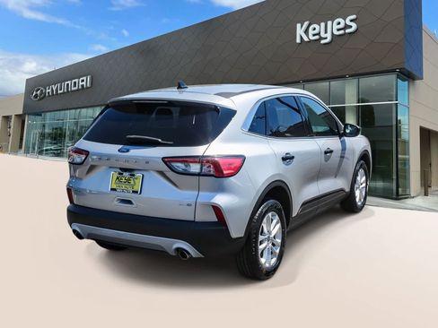 Used 2020 Ford Escape SE AWD/4WD image 4