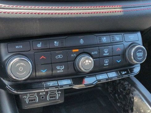Used 2024 Dodge Durango R/T AWD/4WD image 15