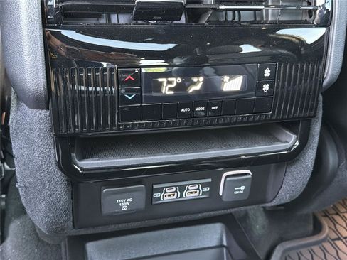 New 2026 Jeep Grand Wagoneer 4WD image 20