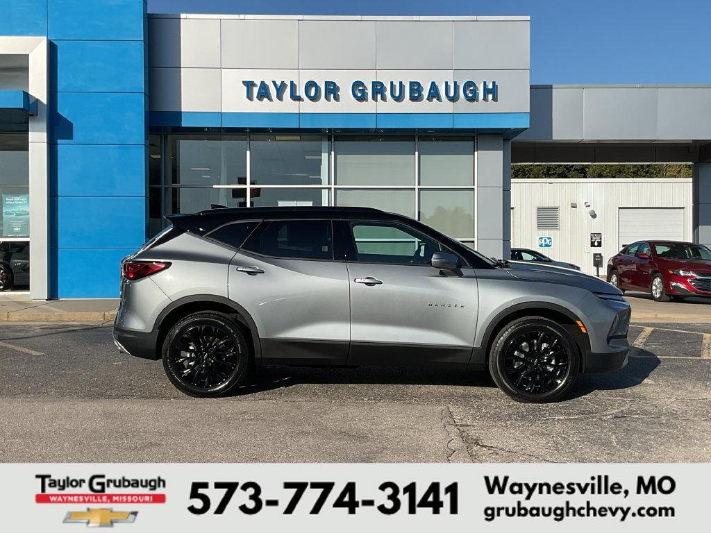 New 2026 Chevrolet Blazer LT w/ Sound & Technology Package FWD image 1