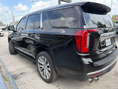 Used 2022 GMC Yukon Denali w/ Denali Premium Package AWD/4WD image 14