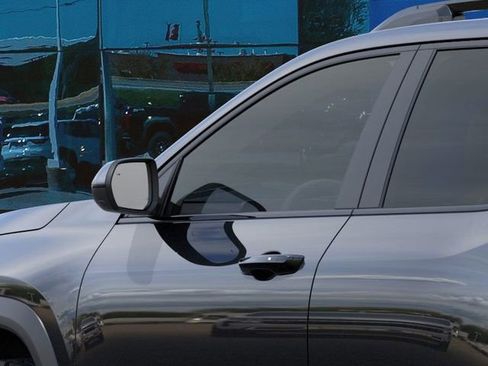 New 2026 Chevrolet Equinox ACTIV w/ Convenience Package III image 13