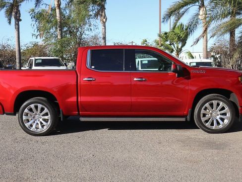 Used 2022 Chevrolet Silverado 1500 High Country w/ Technology Package AWD/4WD image 10
